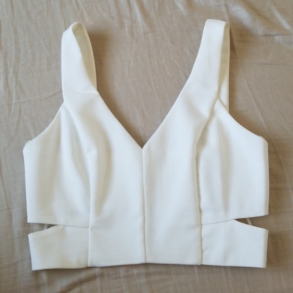 White Crop Top - Picture 2 of 3